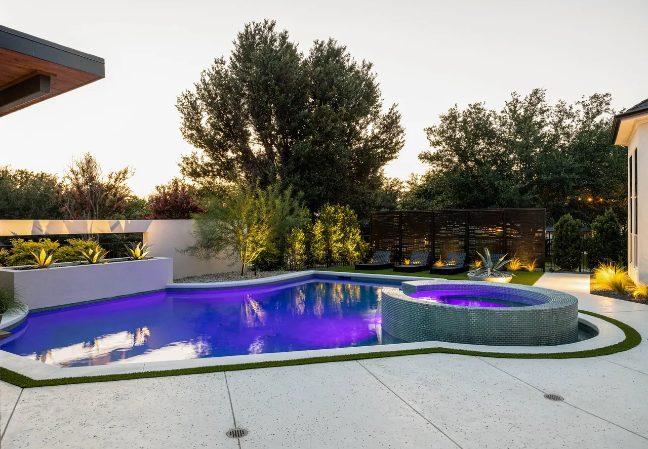 Swimming Pools by Verde Outdoors (photo 12)