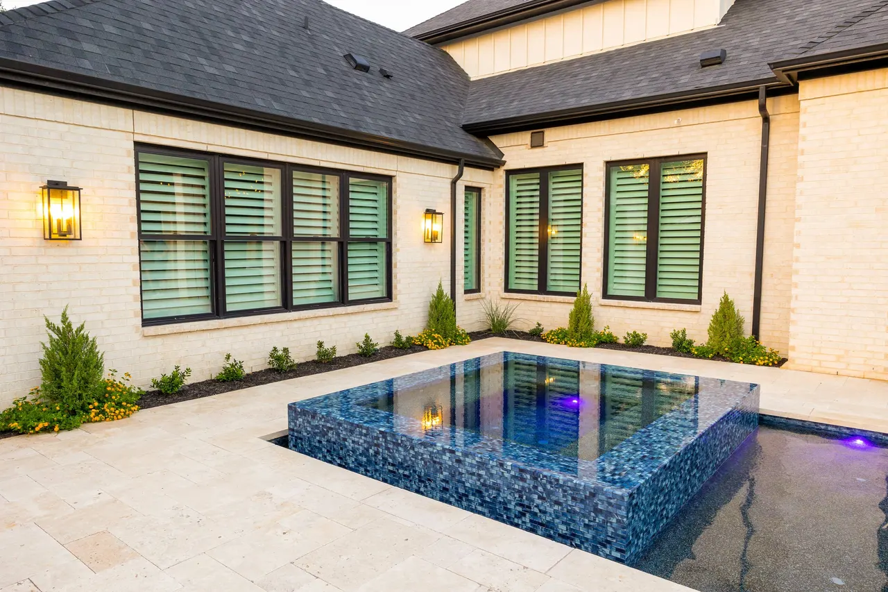 Swimming Pools by Verde Outdoors (photo 19)