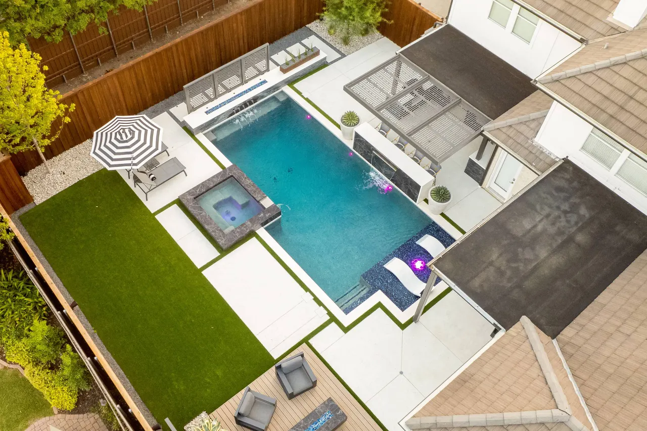 Verde Outdoors project photographed for Kim Caley's review