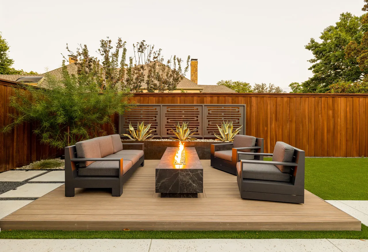 De Grey Lane — custom pool in Plano, TX by Verde Outdoors (photo 7)