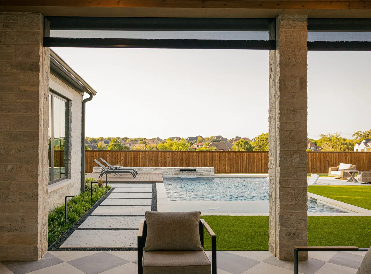Oakbrook Hills Model — custom pool in Keller, TX by Verde Outdoors (photo 17)