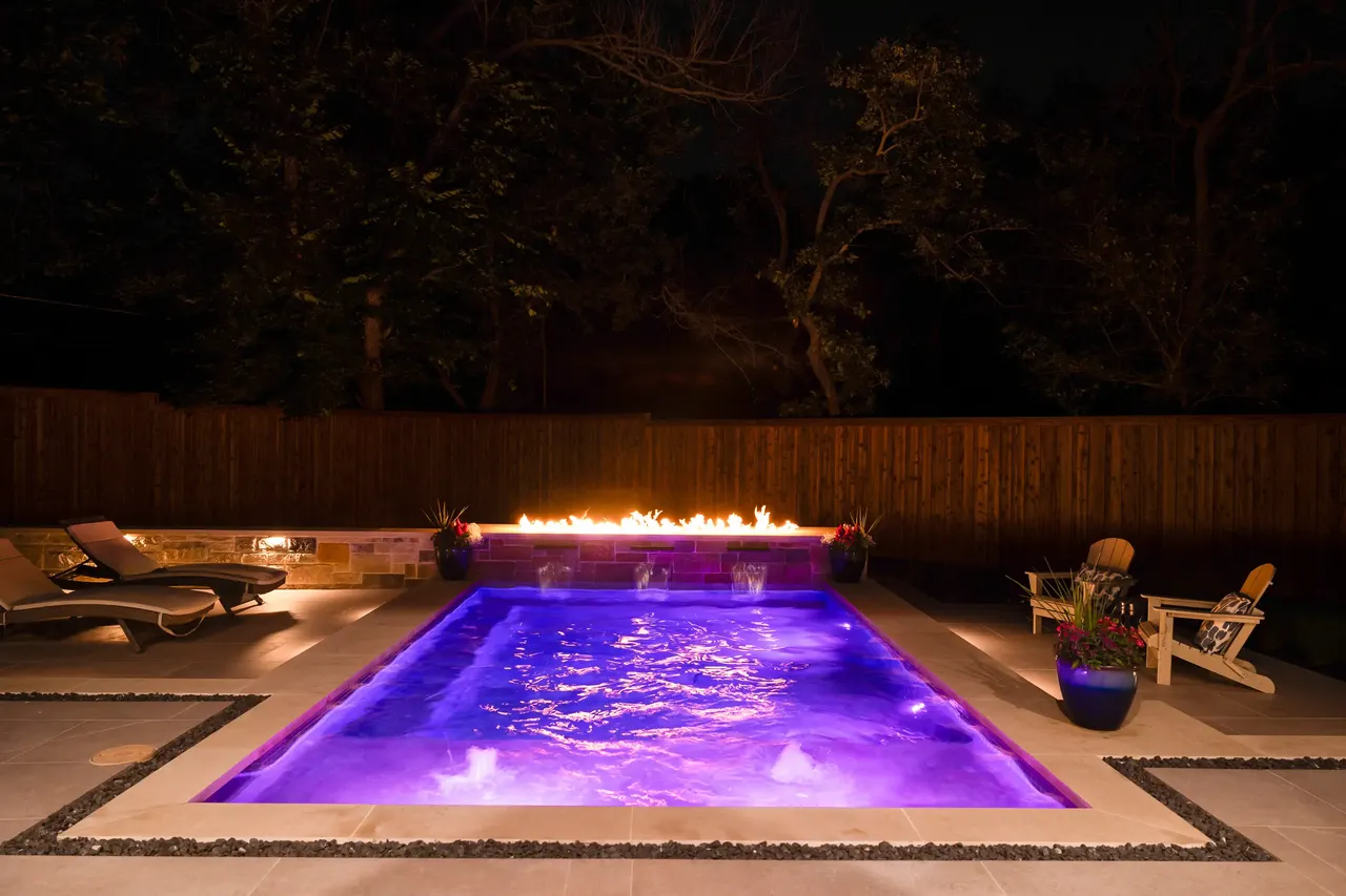 Oakbrook Hills — custom pool in Keller, TX by Verde Outdoors (photo 16)