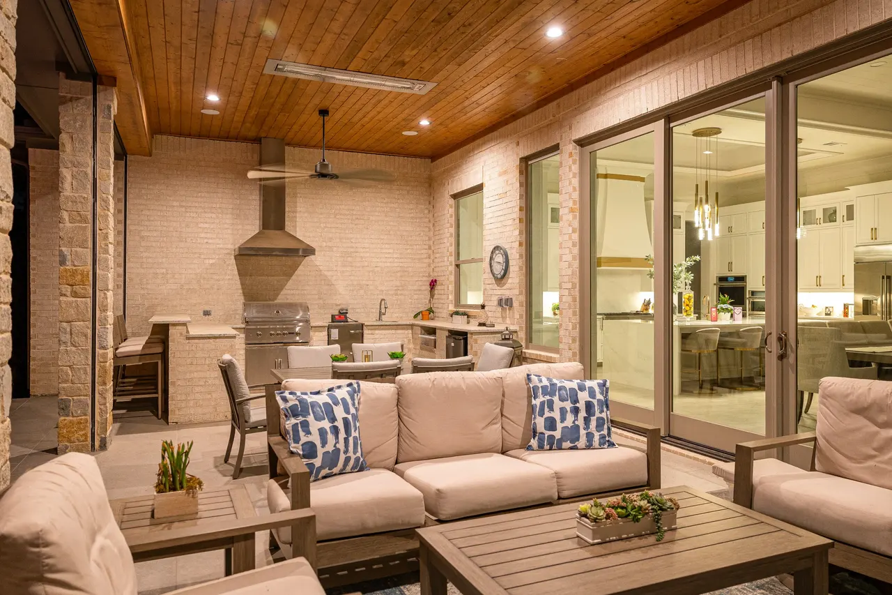 Oakbrook Hills — custom pool in Keller, TX by Verde Outdoors (photo 22)
