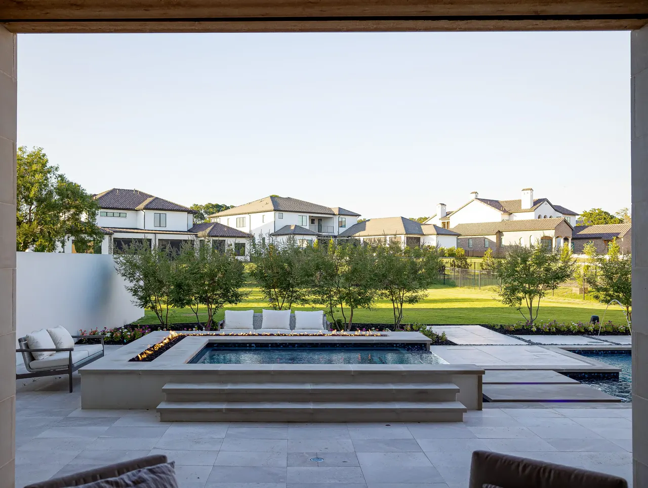 Park Vista — custom pool in Southlake, TX by Verde Outdoors (photo 8)