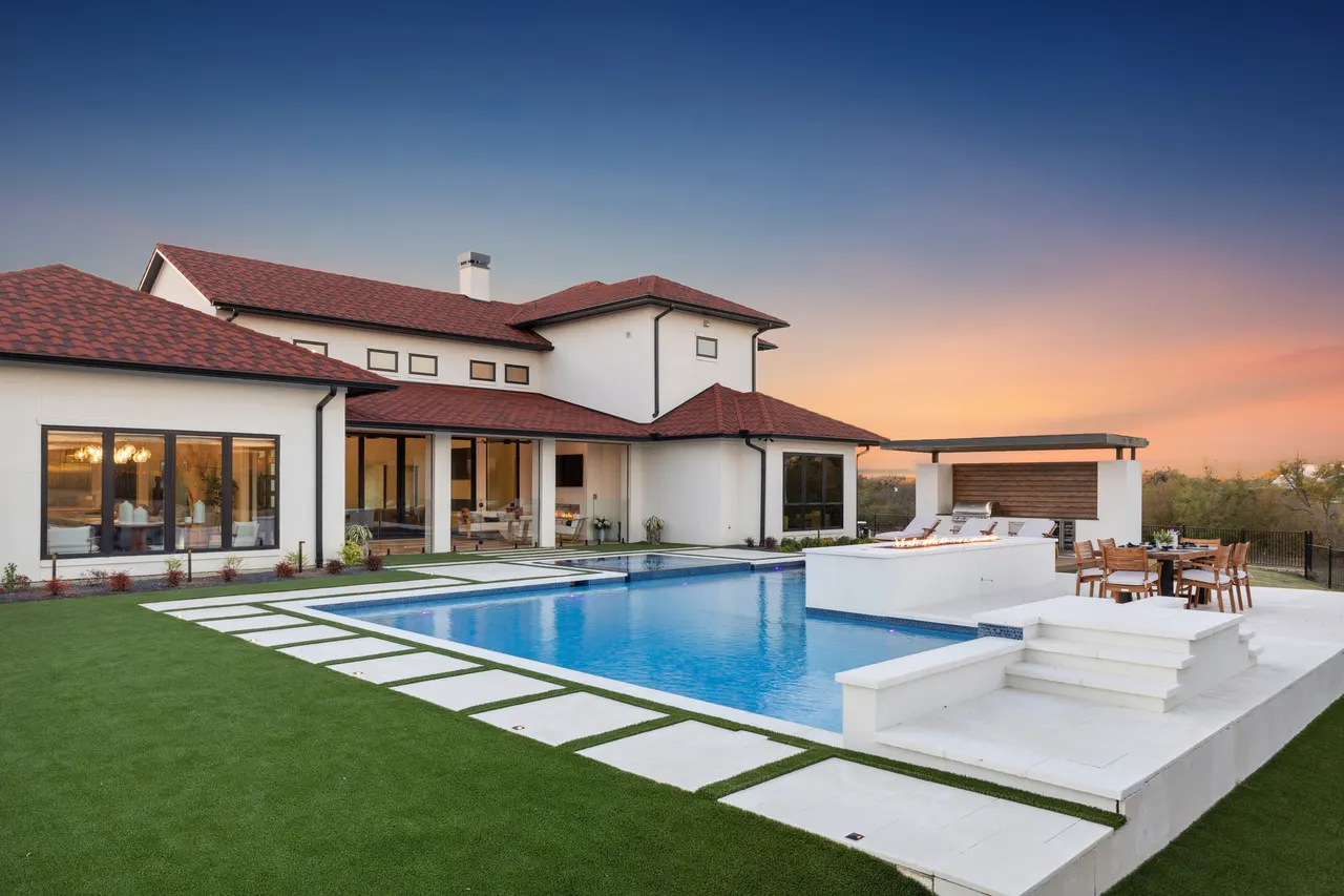 Ridgetop — custom pool in Roanoke, TX by Verde Outdoors (photo 22)