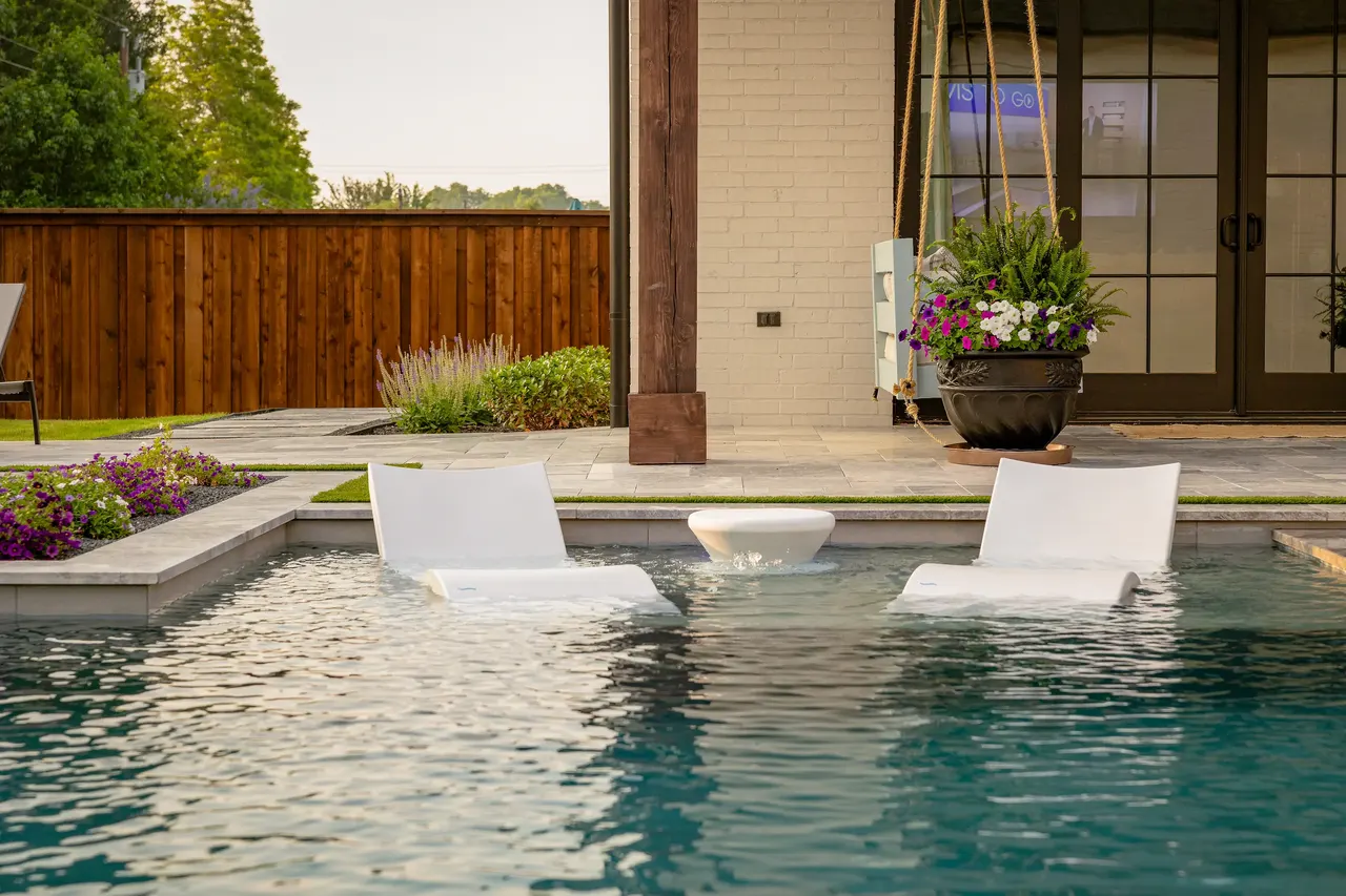 Winnie Dr — custom pool in Colleyville, TX by Verde Outdoors (photo 7)