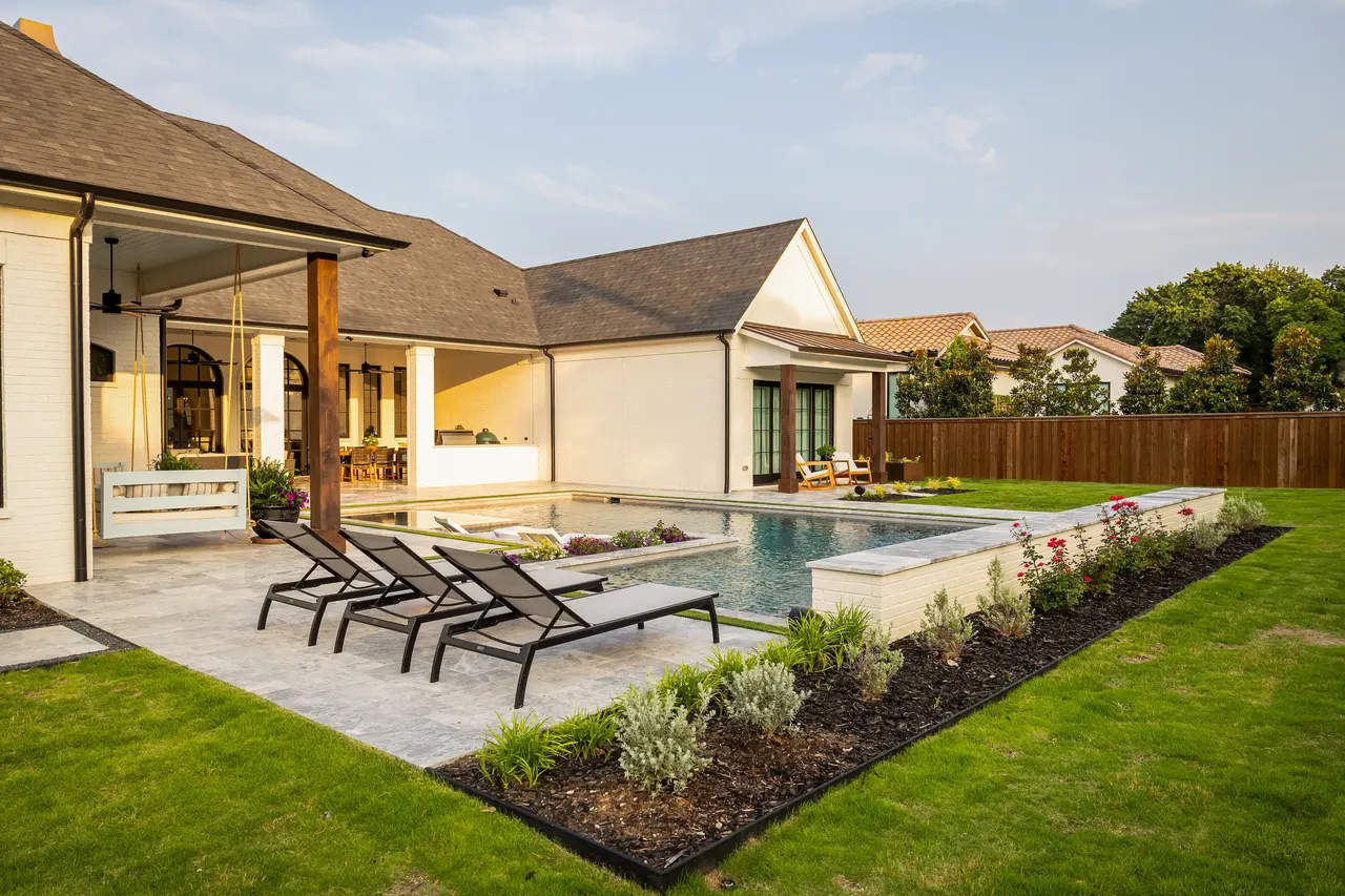Winnie Dr — custom pool in Colleyville, TX by Verde Outdoors (photo 9)