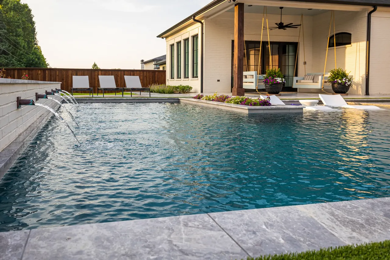 Winnie Dr — custom pool in Colleyville, TX by Verde Outdoors (photo 14)